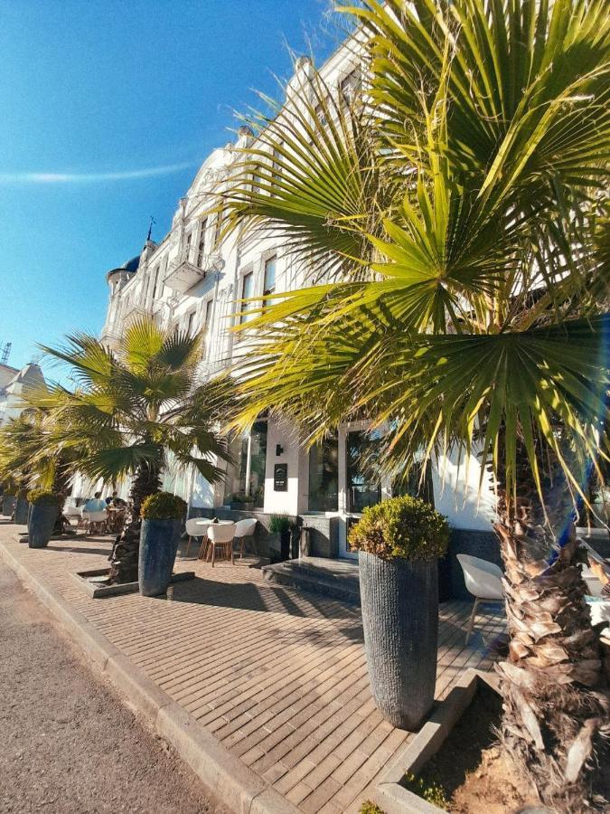 Ritsa Hotel Sukhumi Exterior foto